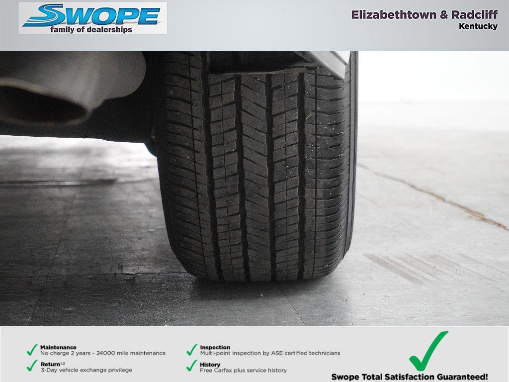 Used 2025 Toyota Sienna XLE image 29