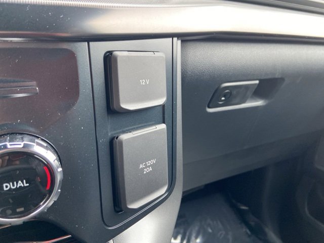 New 2025 Ford F150 Lariat image 24