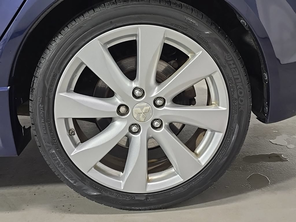 Used 2014 Mitsubishi Lancer GT FWD image 11