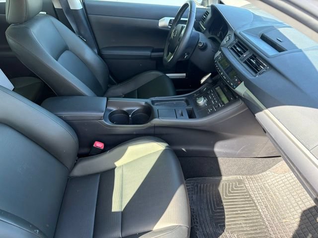 Used 2012 Lexus CT 200h FWD image 7