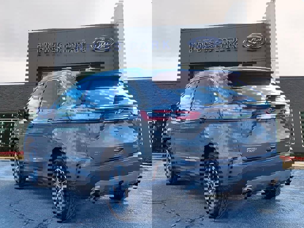 Certified 2019 Ford Edge SEL w/ Equipment Group 201A image 5