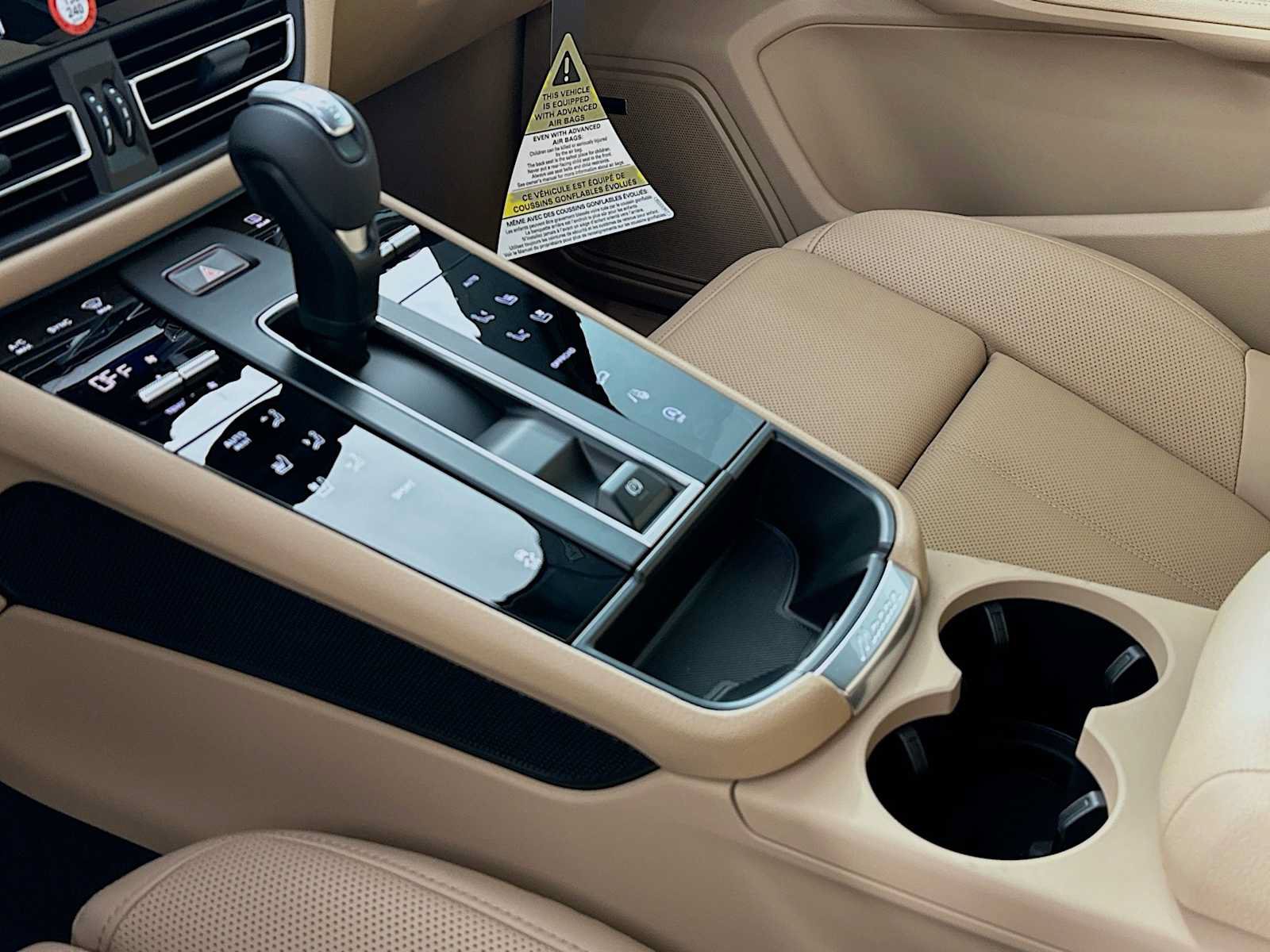 New 2026 Porsche Macan AWD/4WD image 20