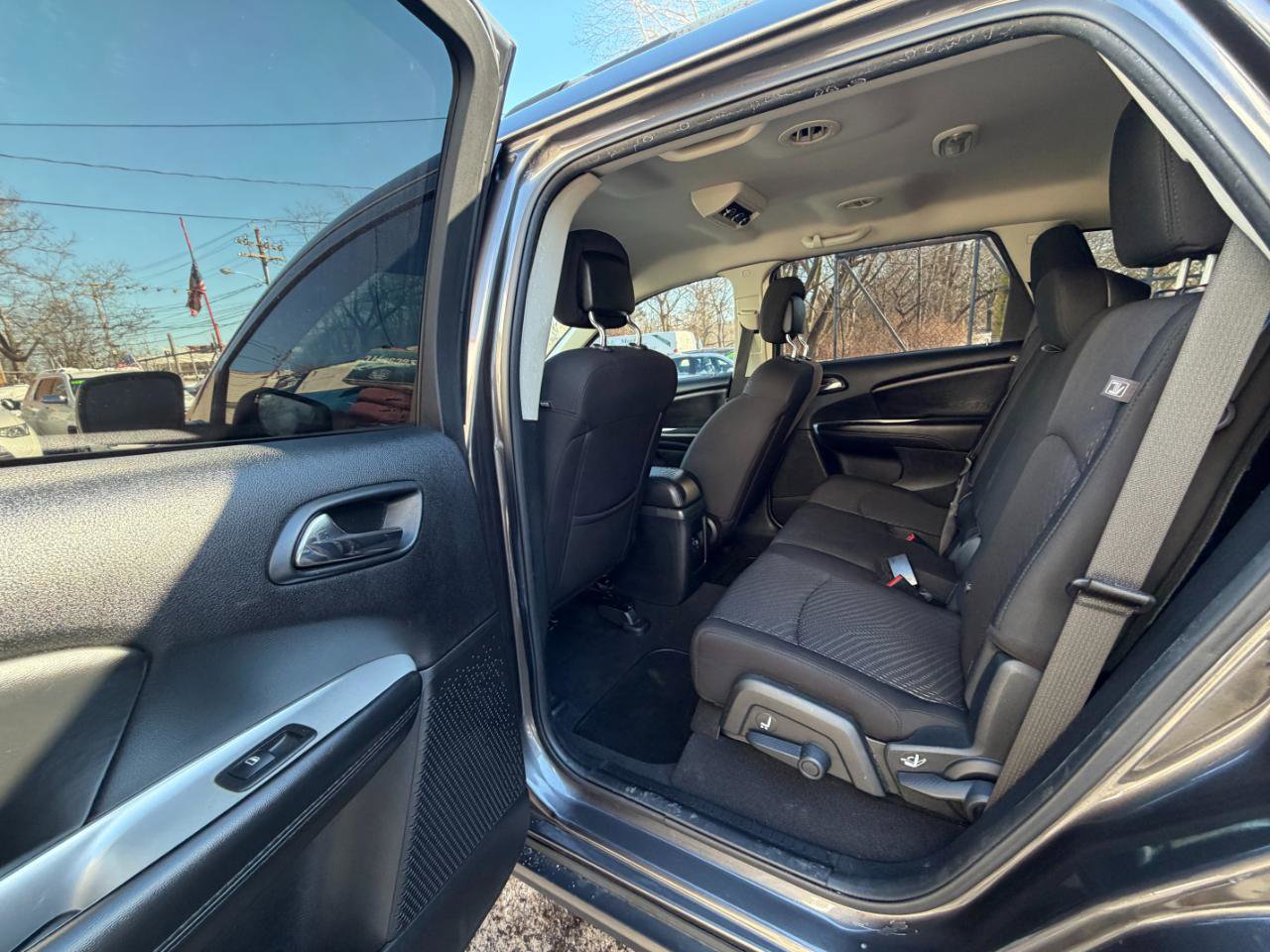 Used 2019 Dodge Journey SE w/ Connectivity Group image 25