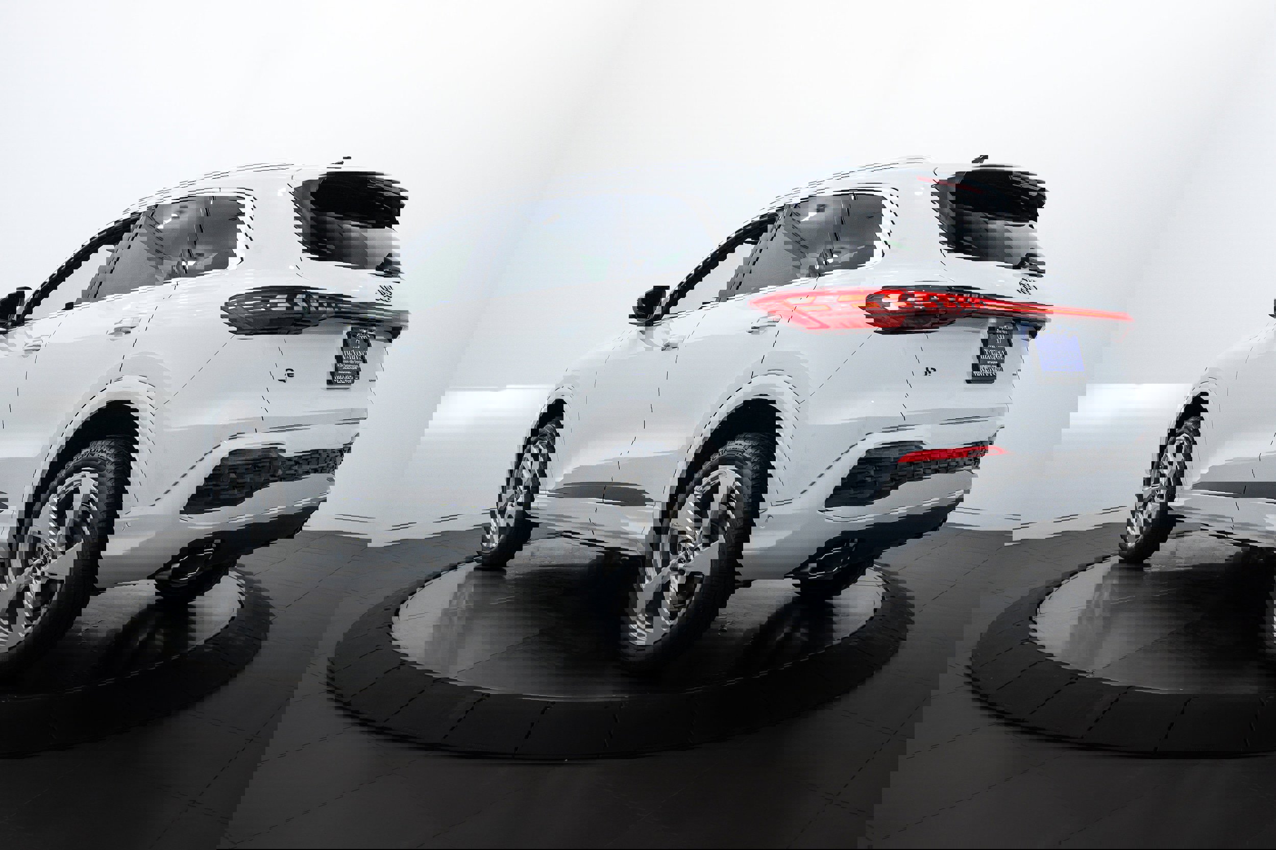 New 2025 Audi Q5 Premium Plus image 5