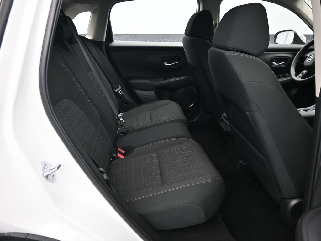 Certified 2025 Honda HR-V LX image 37