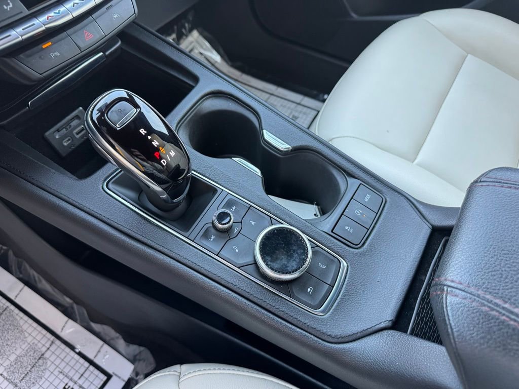 Used 2020 Cadillac XT4 Sport w/ Driver Awareness Package image 24