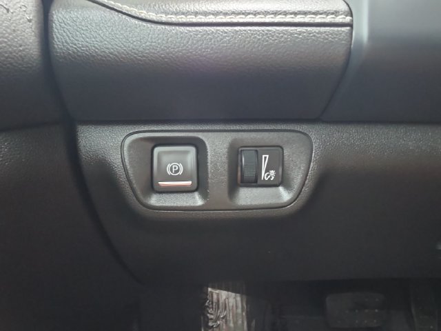 Certified 2023 GMC Acadia SLT FWD image 24