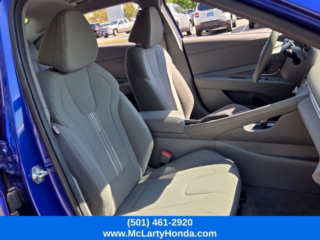 Used 2024 Hyundai Elantra SEL FWD image 18