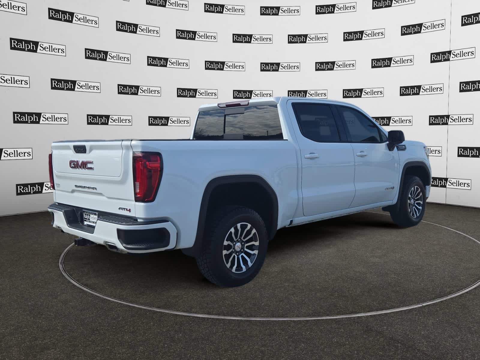 Used 2021 GMC Sierra 1500 AT4 w/ AT4 Preferred Package image 6