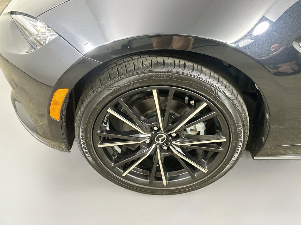 Used 2025 MAZDA MX-5 Miata RF Grand Touring RWD image 8