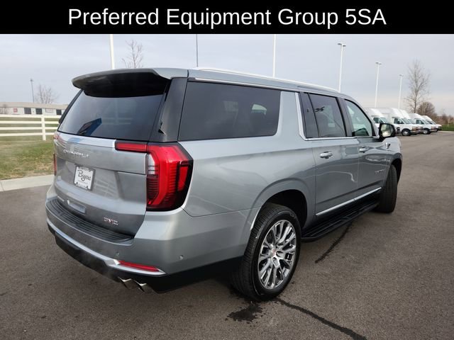 Used 2025 GMC Yukon XL Denali image 9