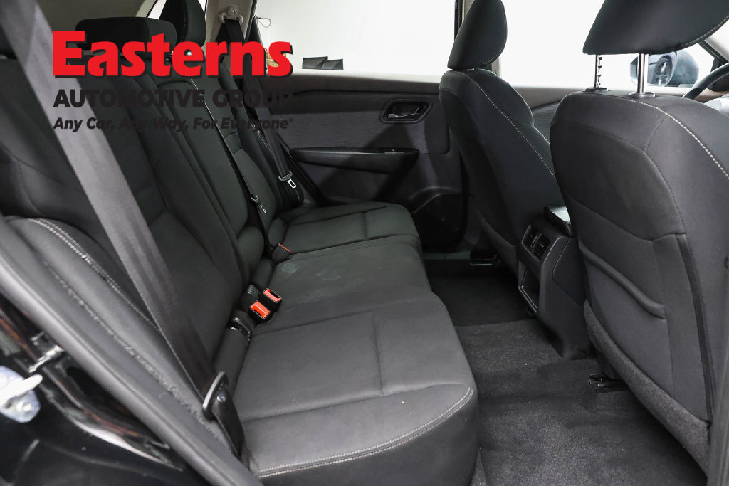 Used 2023 Nissan Rogue S AWD/4WD image 25