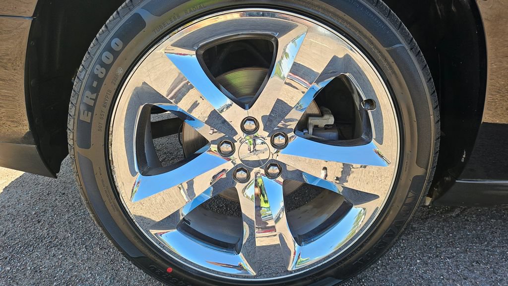 Used 2013 Dodge Challenger R/T Plus RWD image 17
