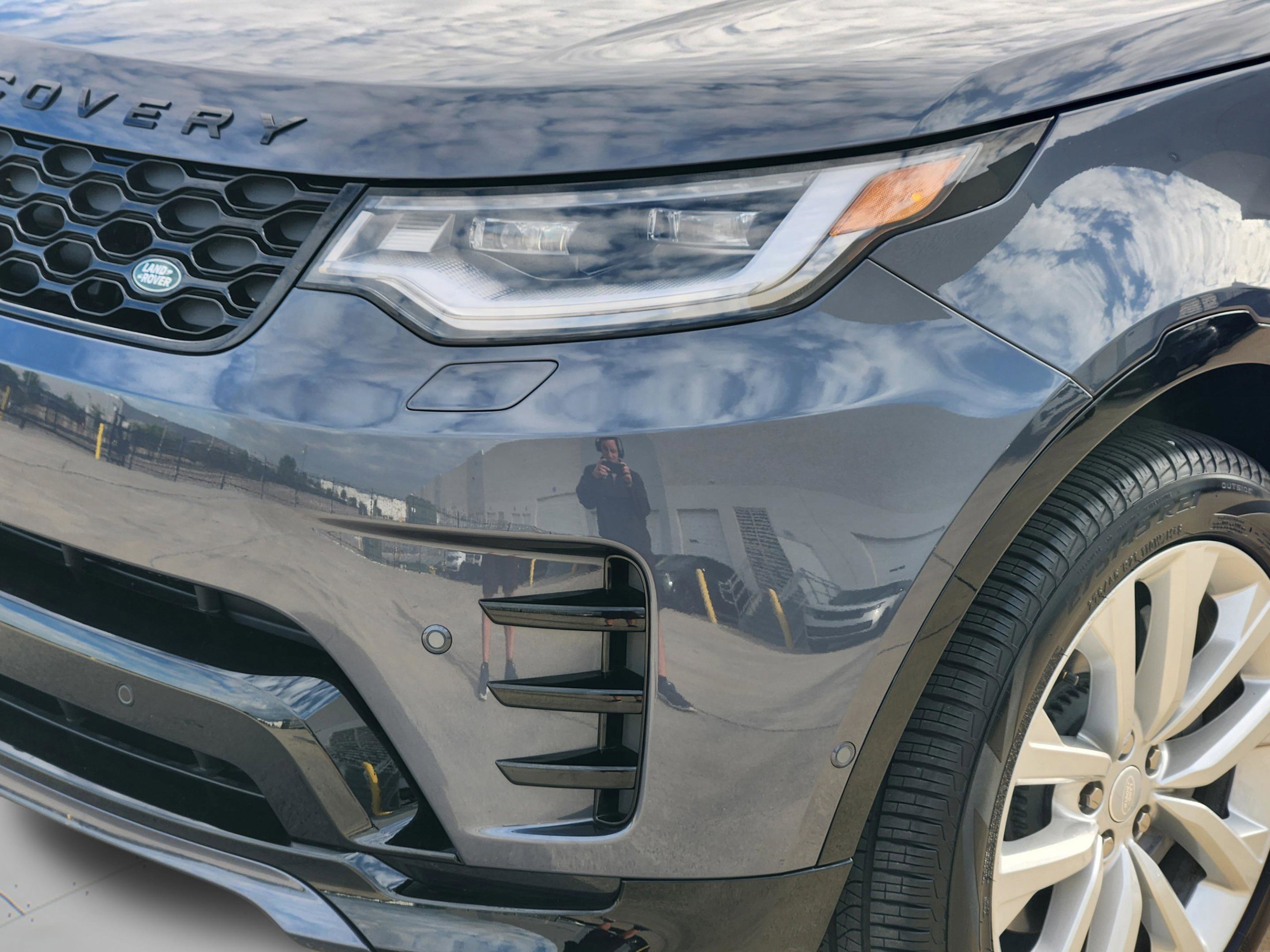 Certified 2024 Land Rover Discovery Dynamic SE image 35