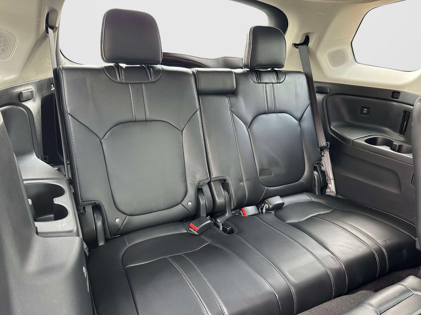 Used 2025 Honda Pilot Elite image 12