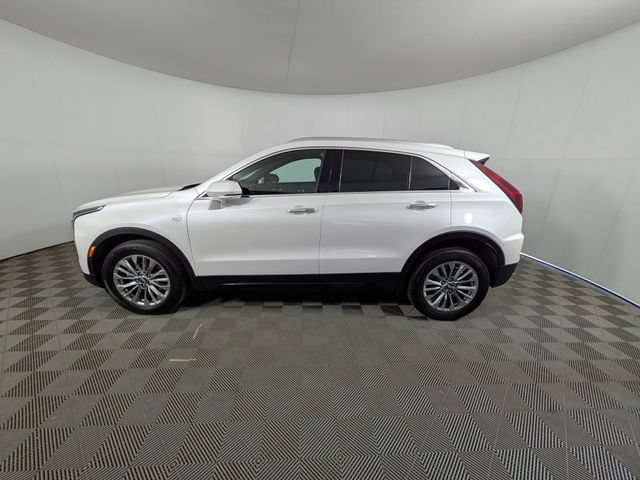Certified 2024 Cadillac XT4 Premium Luxury w/ Cold Weather Package AWD/4WD image 17
