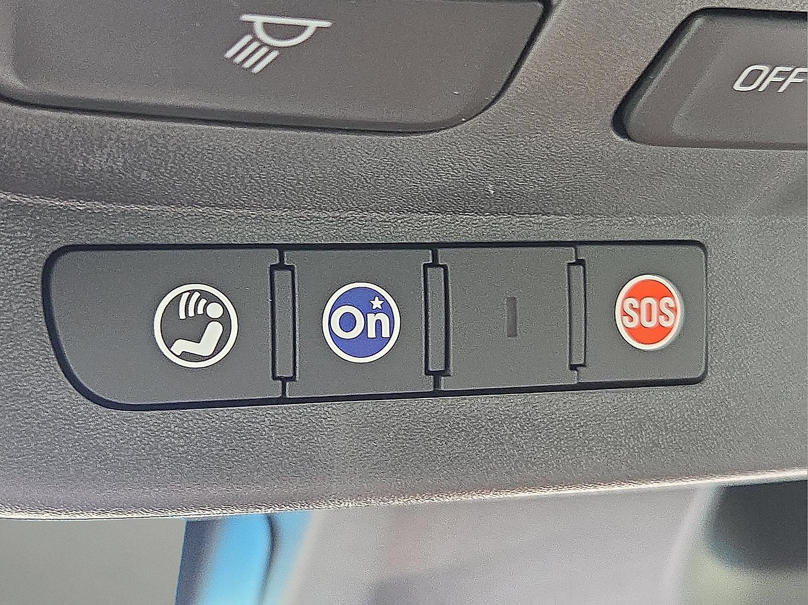 Certified 2018 Cadillac CTS V w/ Carbon Fiber Package RWD image 24