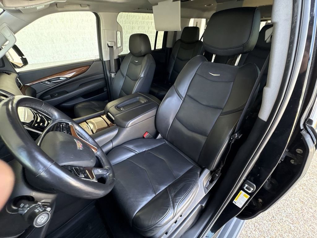Certified 2020 Cadillac Escalade ESV Premium Luxury w/ Escalade Sport Edition image 20