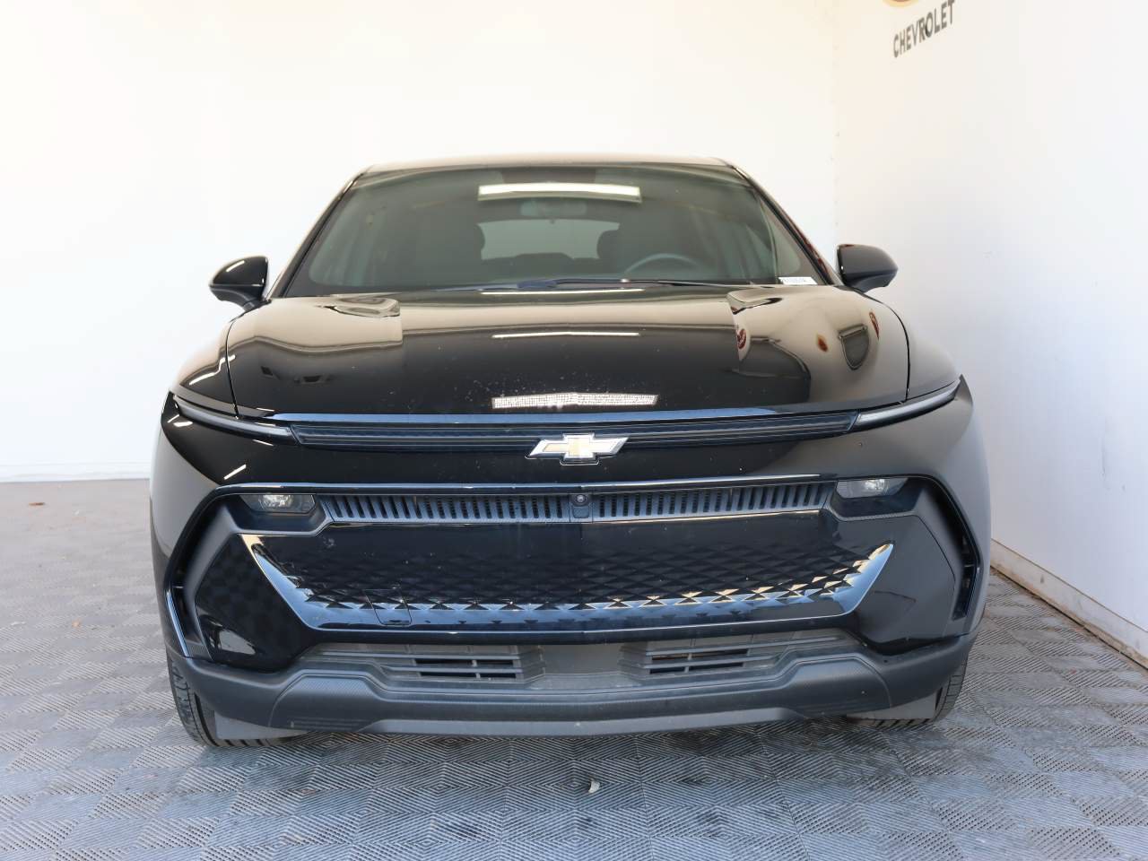 Certified 2025 Chevrolet Equinox EV LT w/ Comfort Package FWD image 2