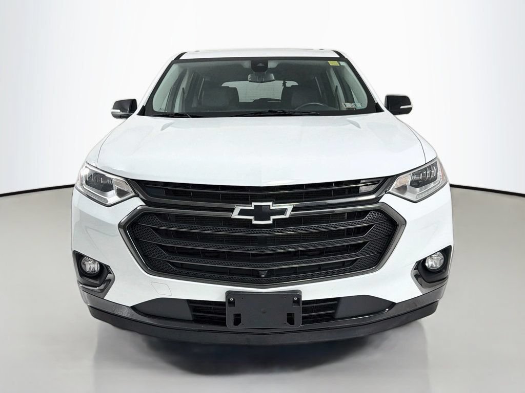 Used 2021 Chevrolet Traverse Premier w/ Redline Edition AWD/4WD image 2
