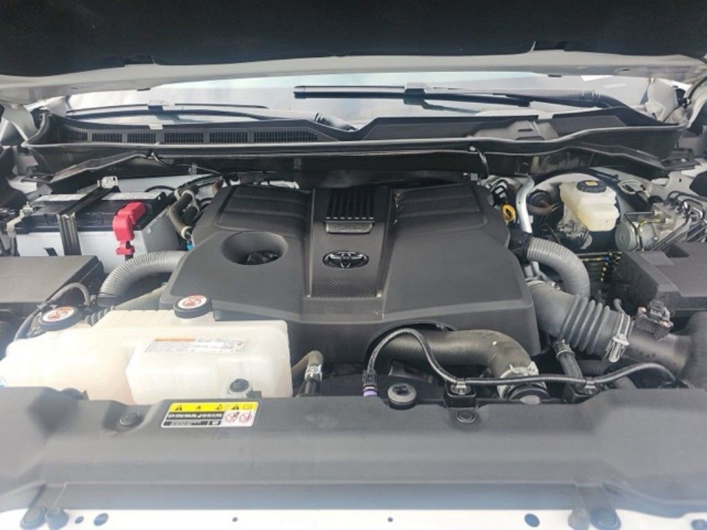 Used 2023 Toyota Tundra SR5 w/ SR5 Convenience Package image 17