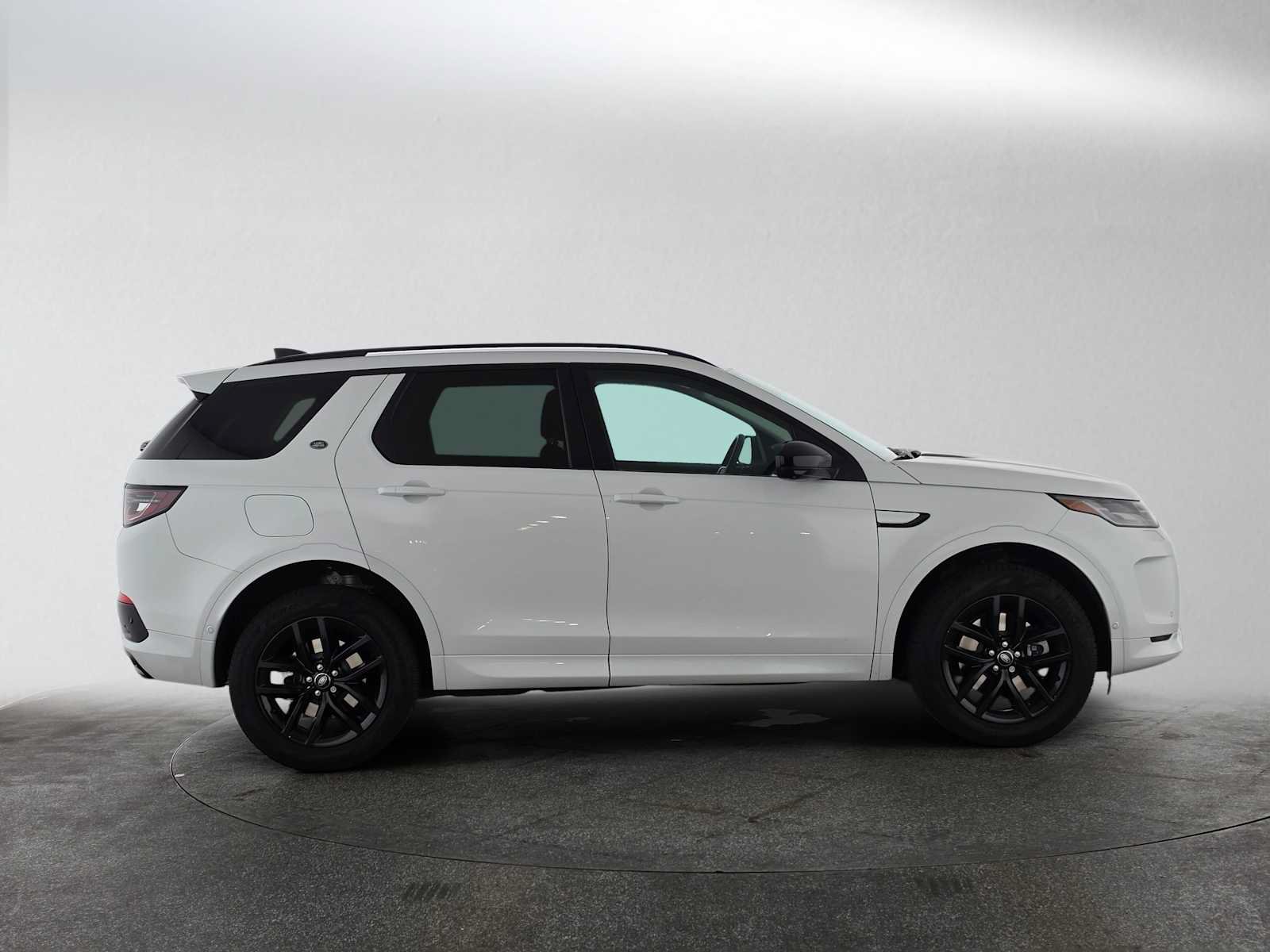 Used 2025 Land Rover Discovery Sport S AWD/4WD image 6