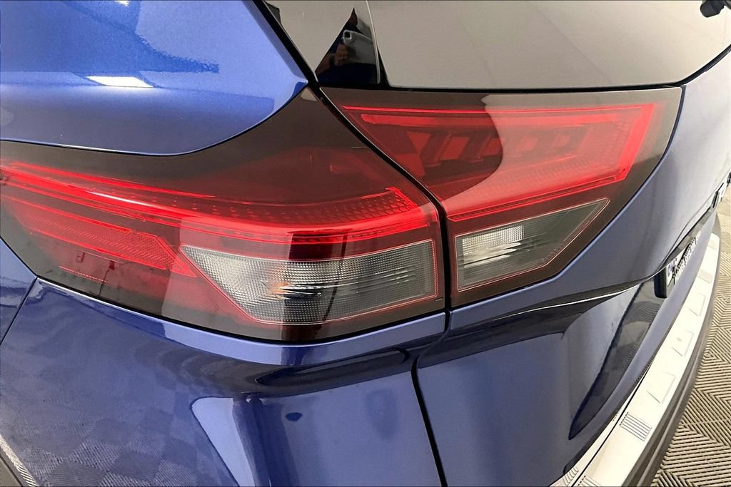 Used 2023 Nissan Rogue SL w/ SL Premium Package FWD image 29