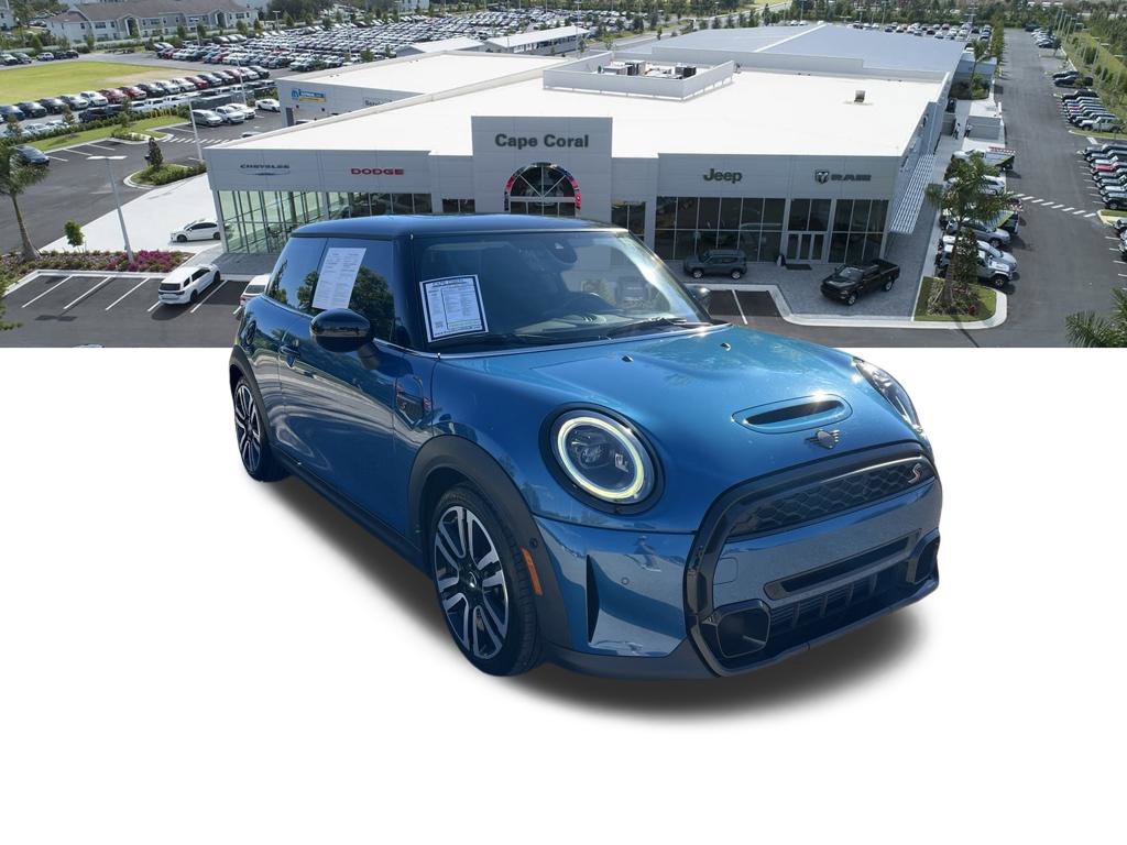 Used 2023 MINI Cooper S FWD image 3