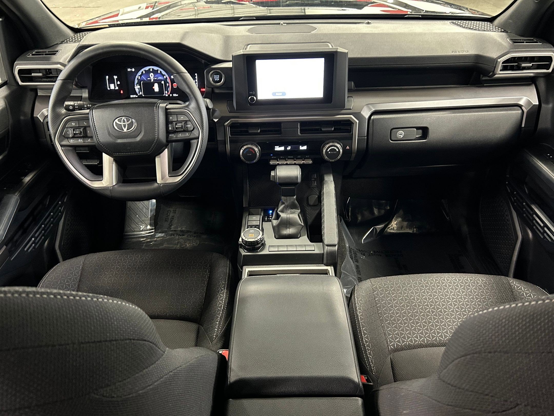 Used 2025 Toyota 4Runner SR5 AWD/4WD image 24