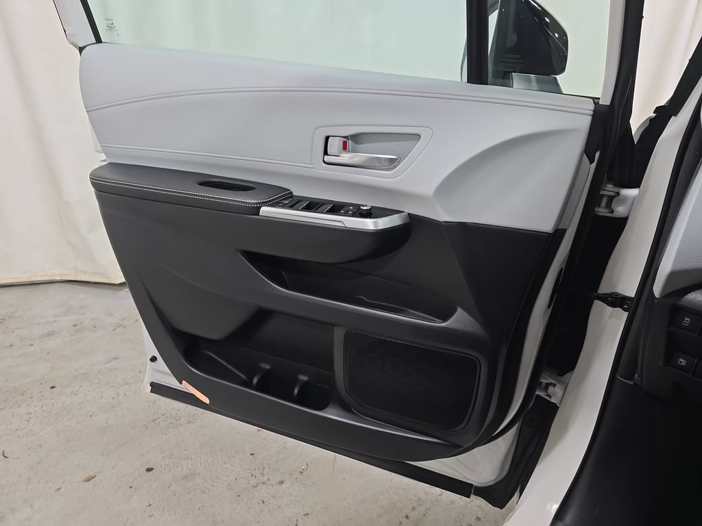 Certified 2025 Toyota Sienna XSE AWD/4WD image 31
