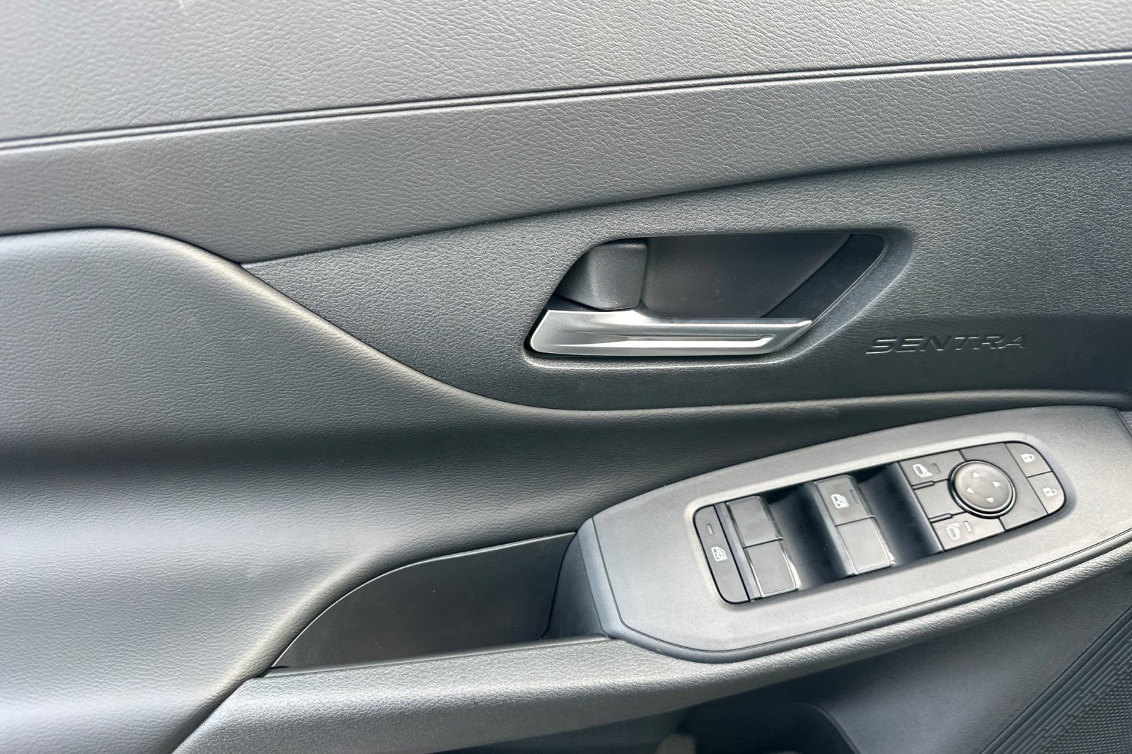 New 2026 Nissan Sentra SV w/ SV Convenience Package FWD image 12