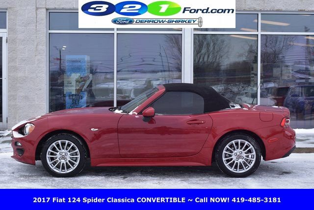 Used 2017 FIAT 124 Spider Classica image 2
