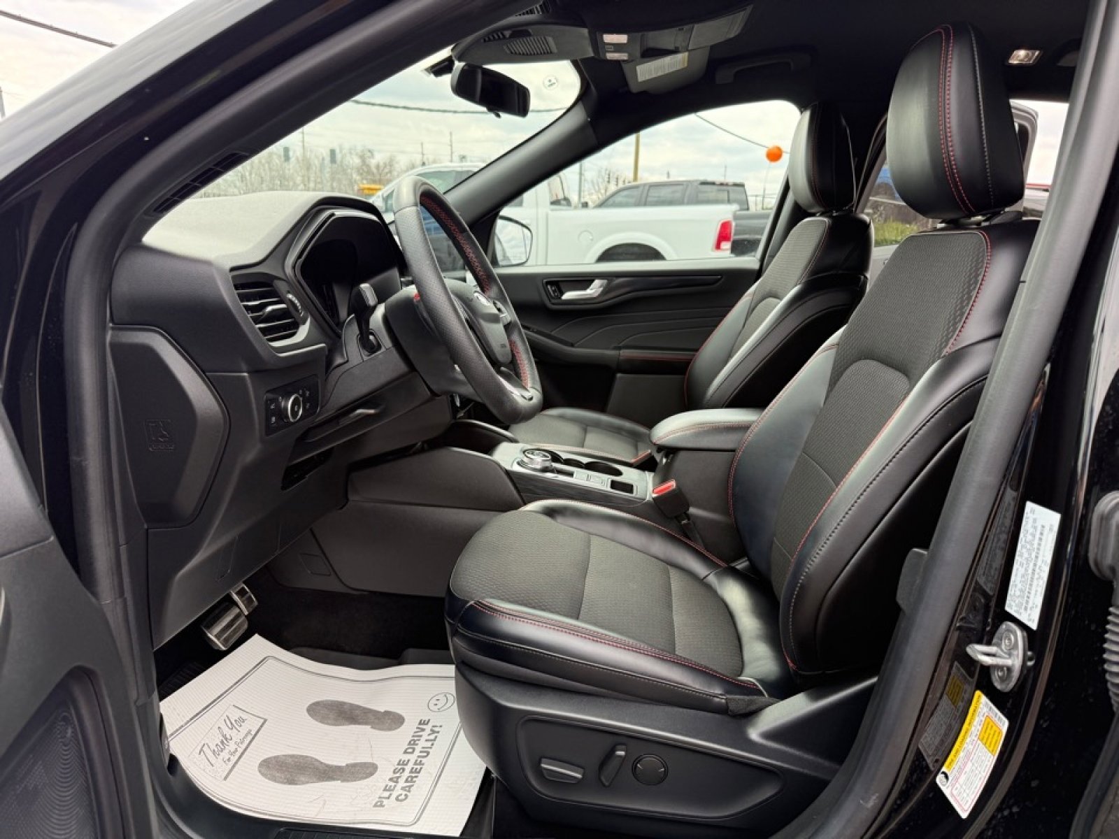 Used 2024 Ford Escape ST-Line Select w/ Tech Pack #1 AWD/4WD image 28