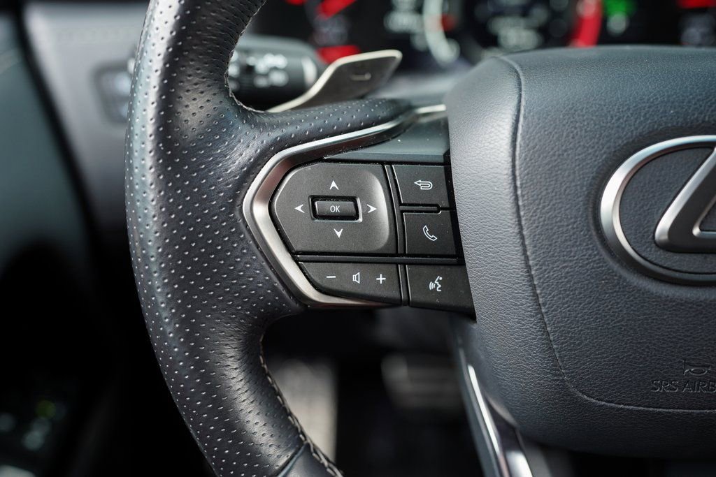 Used 2023 Lexus LX 600 F Sport w/ Accessory Package (Z1) AWD/4WD image 30