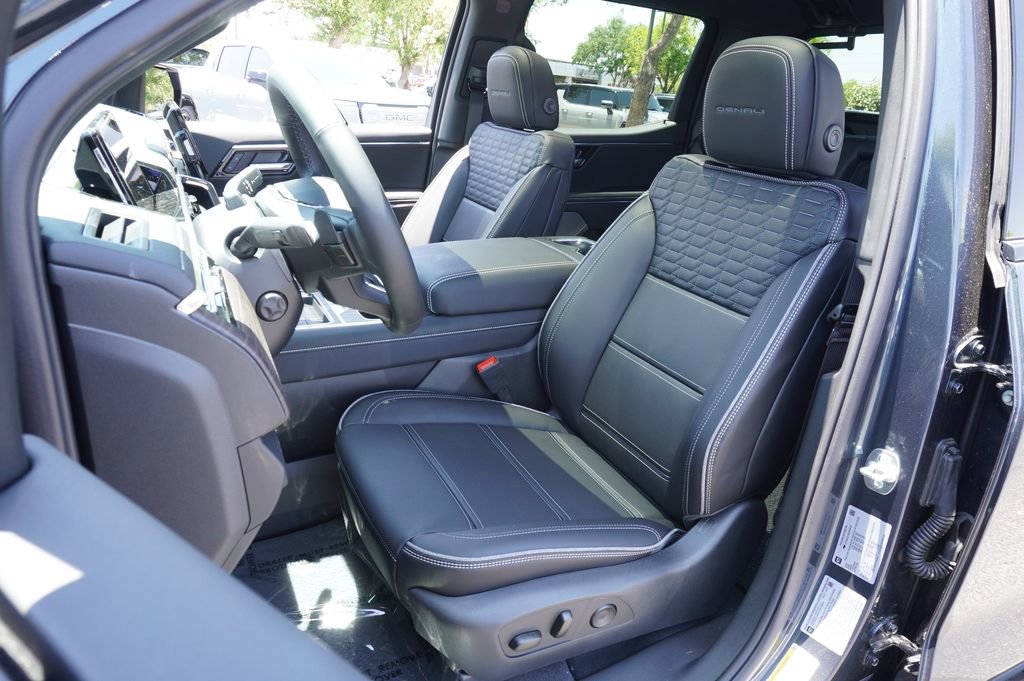 New 2025 GMC Sierra EV Denali image 14