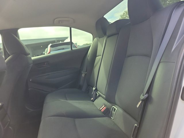 Used 2022 Toyota Corolla LE image 20