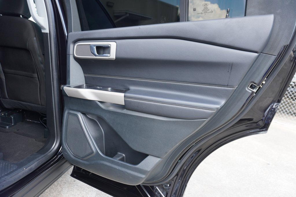 Used 2024 Ford Explorer XLT image 21