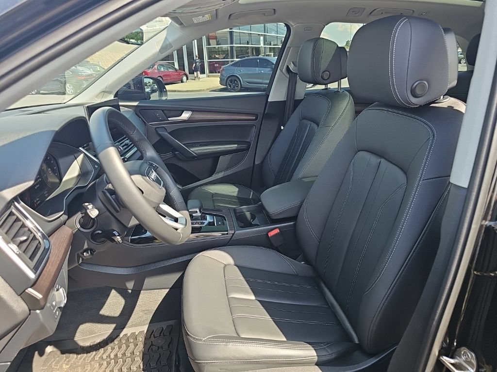 Used 2023 Audi Q5 2.0T Premium Plus AWD/4WD image 3