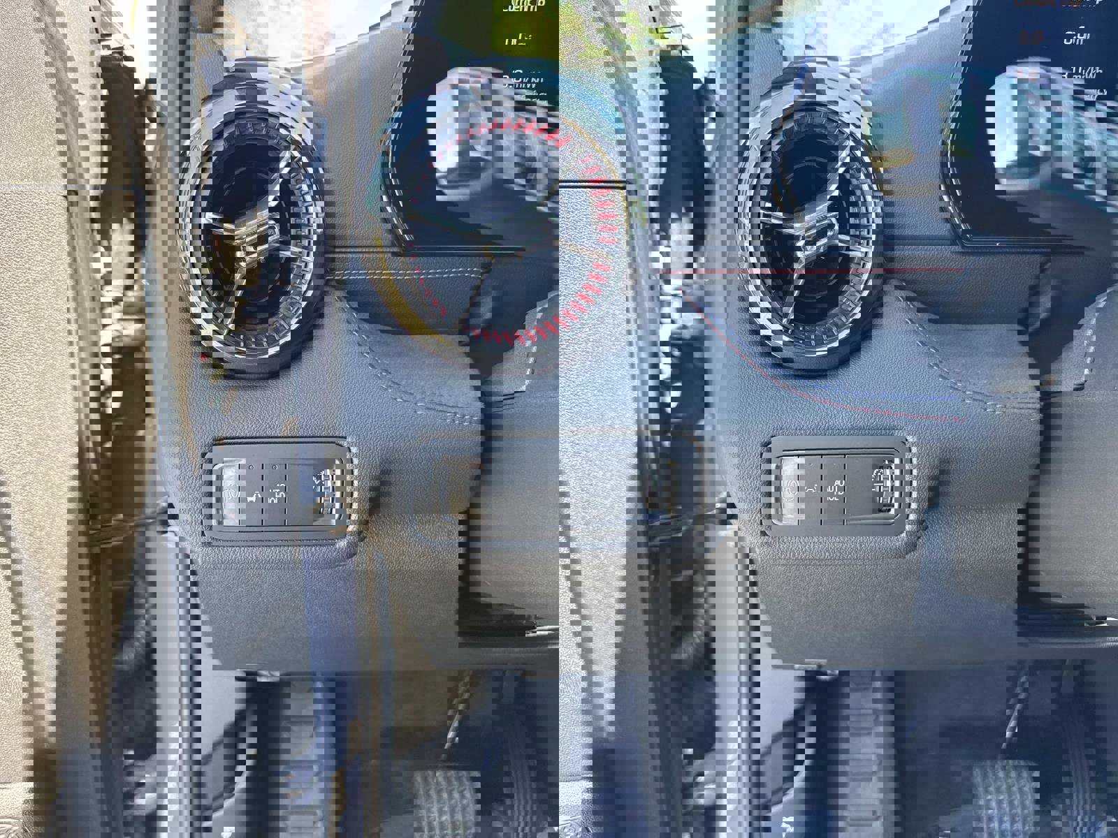 Used 2024 Chevrolet Blazer EV RS AWD/4WD image 31