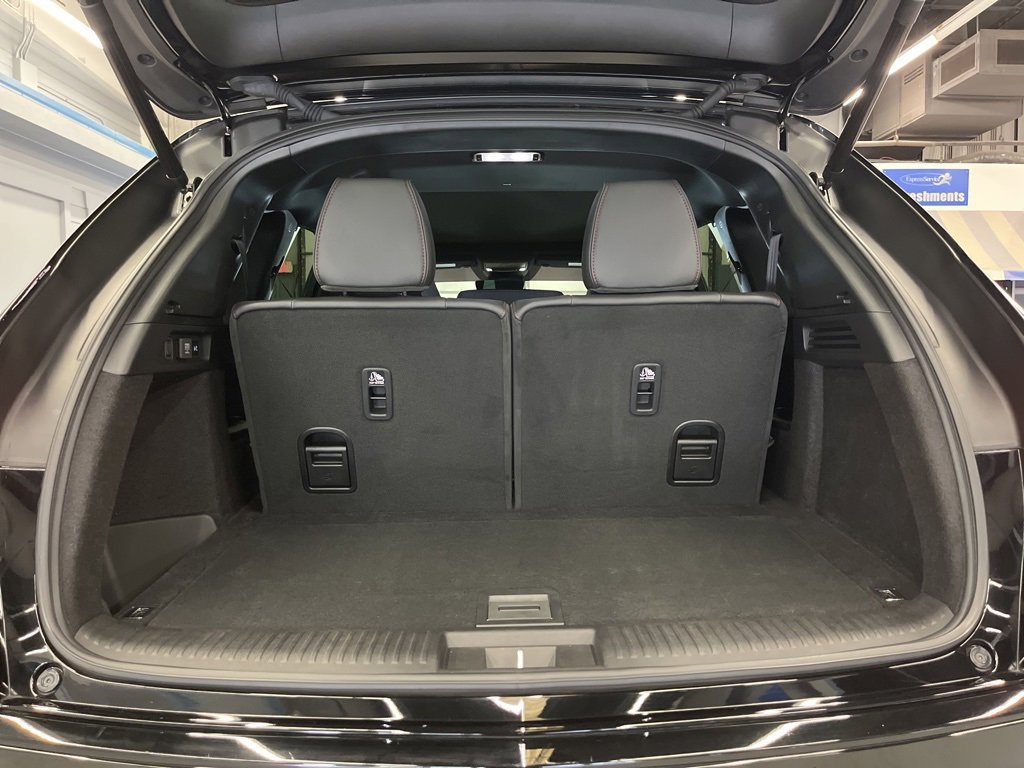 Used 2025 Acura MDX A-Spec image 38