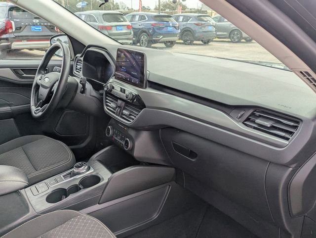 Used 2024 Ford Escape Active w/ Cold Weather Package image 32
