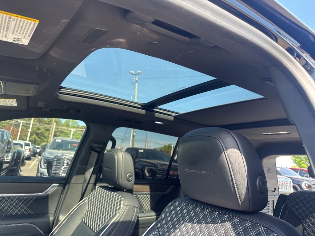 Certified 2025 GMC Acadia Denali w/ Super Cruise Package image 13