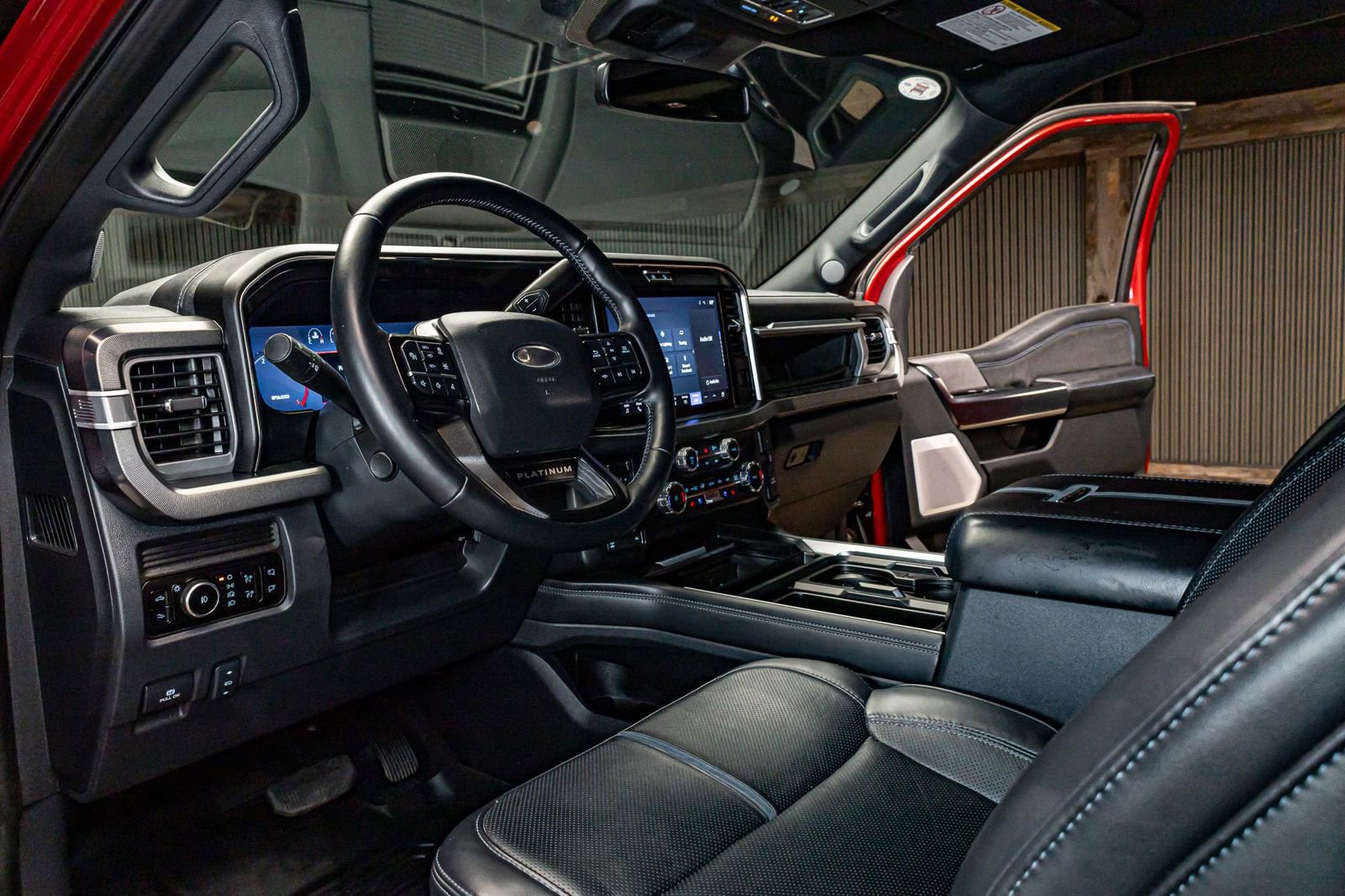 Used 2025 Ford F250 Platinum image 17