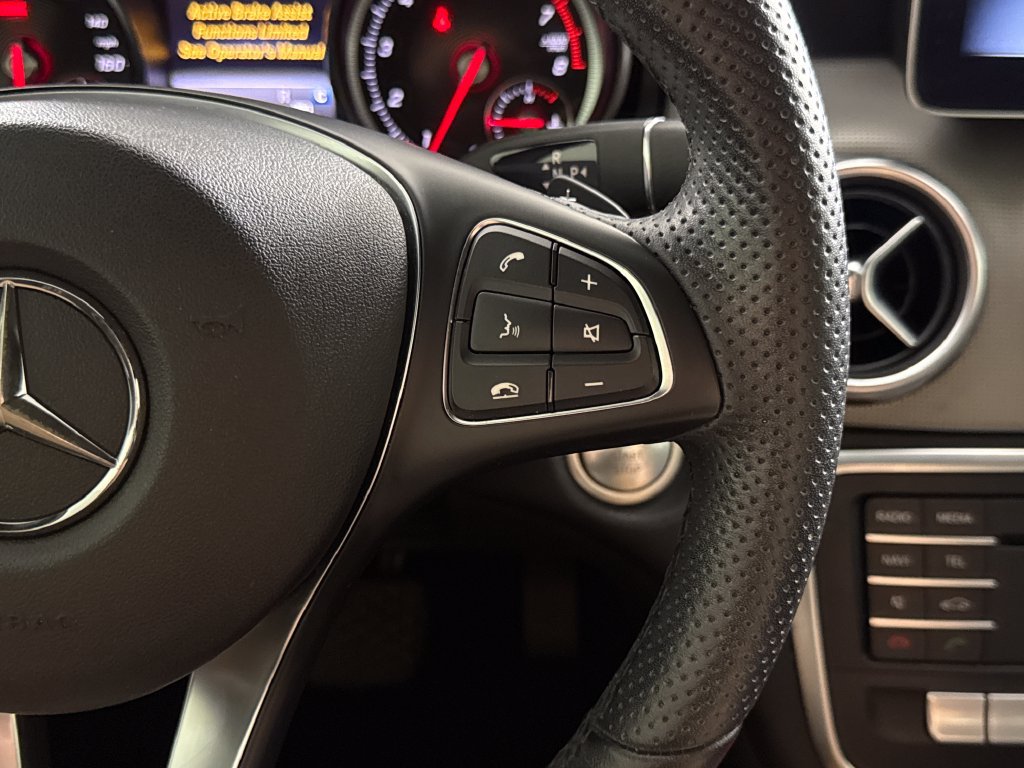 Used 2020 Mercedes-Benz GLA 250 image 16