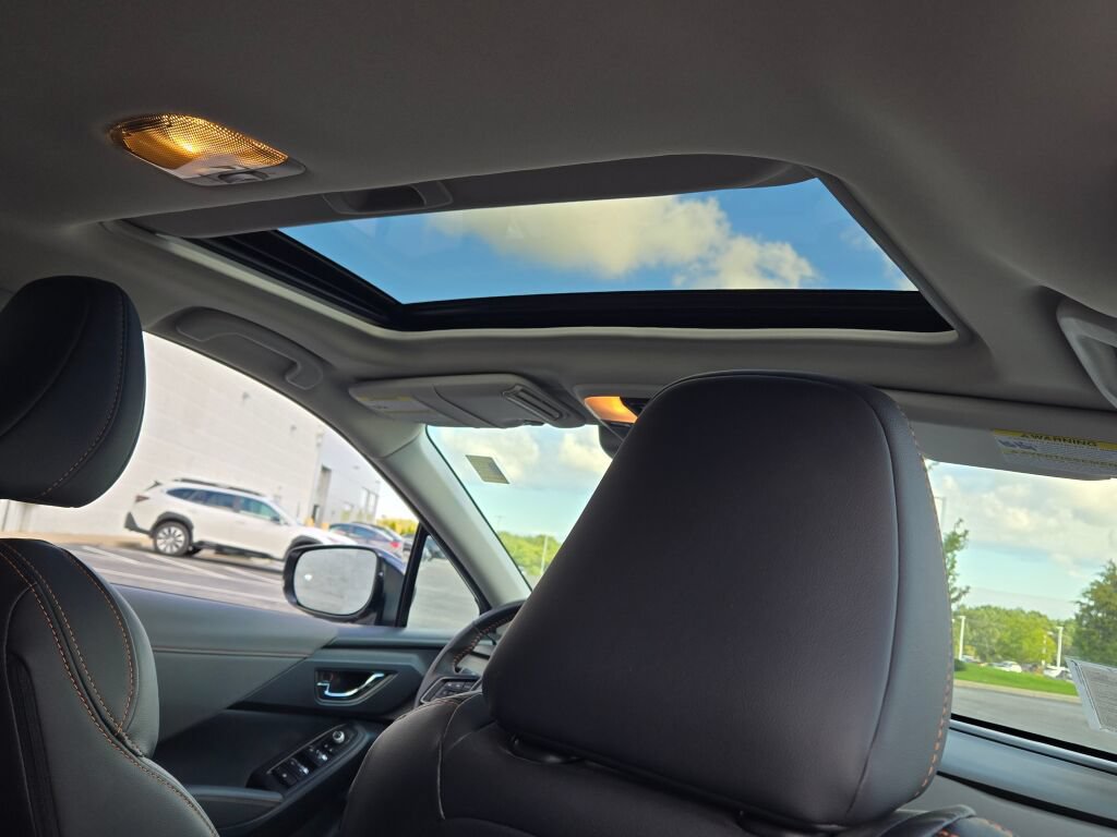 Certified 2024 Subaru Crosstrek 2.5i Limited w/ Crosstrek Mirror Package AWD/4WD image 8