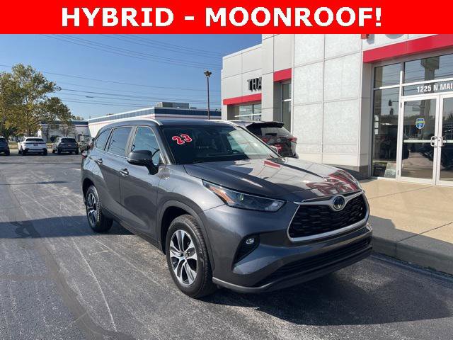 Certified 2023 Toyota Highlander XLE image 1