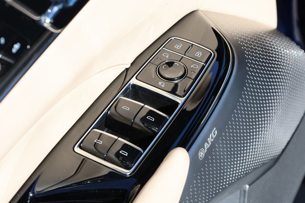 Certified 2025 Cadillac Lyriq Sport image 26