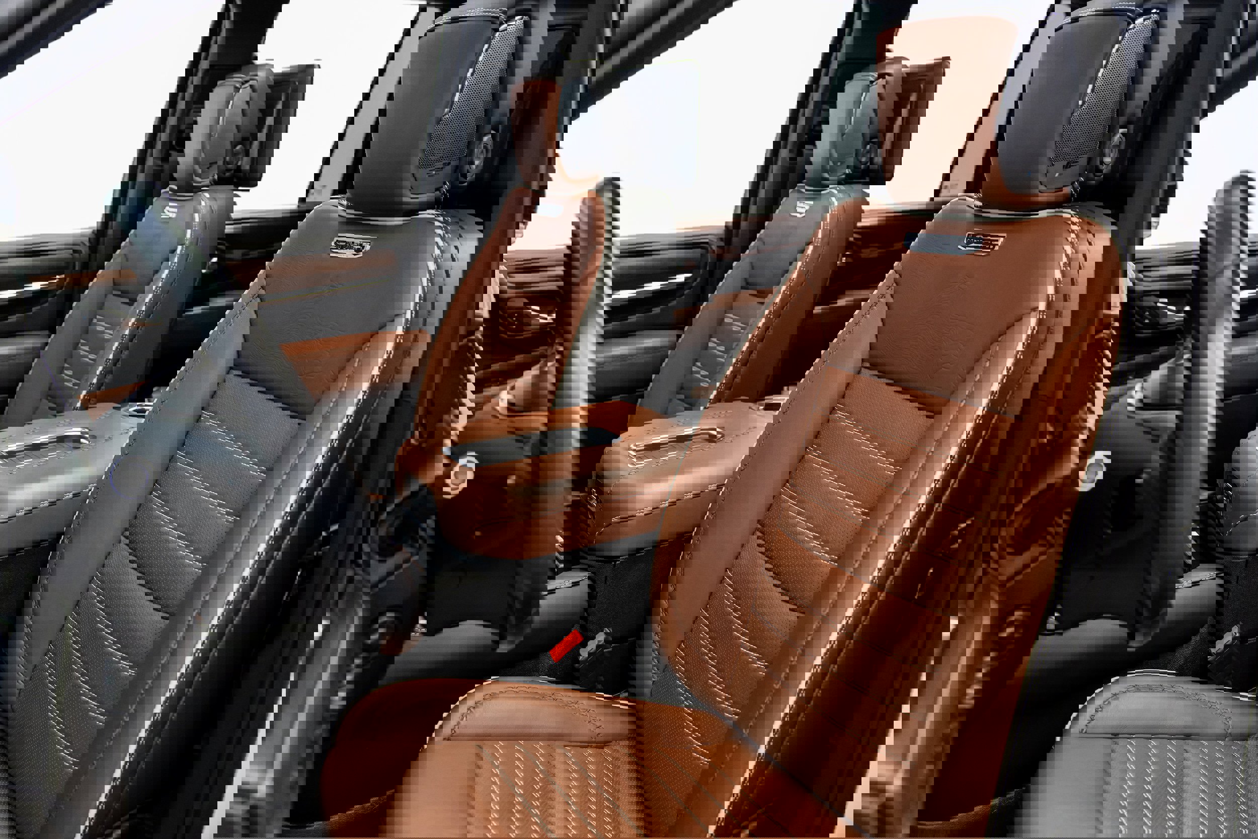 Used 2023 GMC Yukon XL Denali Ultimate image 30