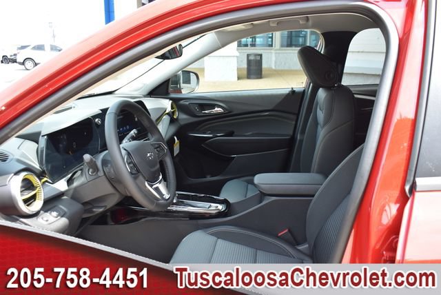 New 2026 Chevrolet Trax LT w/ Midnight Edition FWD image 14
