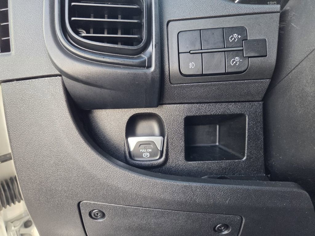 Used 2023 RAM ProMaster 3500 w/ Convenience Group FWD image 18